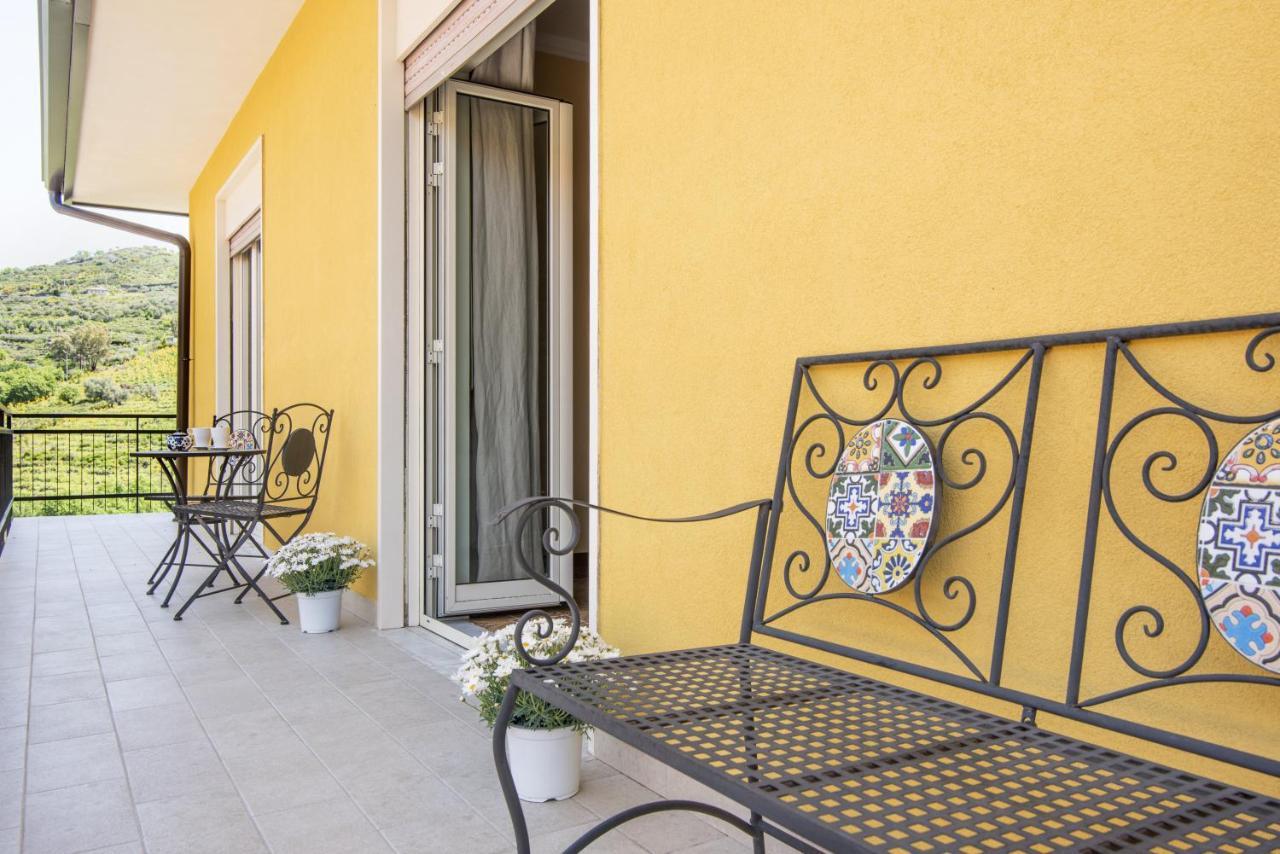 شقة Etna Sicilian House لينغواغلوسا المظهر الخارجي الصورة
