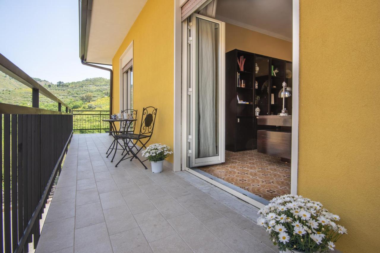 شقة Etna Sicilian House لينغواغلوسا المظهر الخارجي الصورة